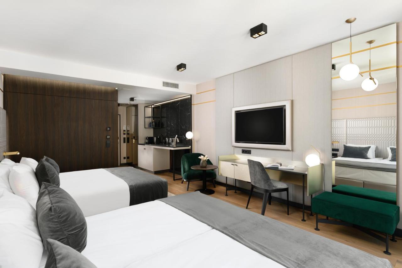 Emerald Downtown Luxury Suites By Continental Group Budapest Esterno foto