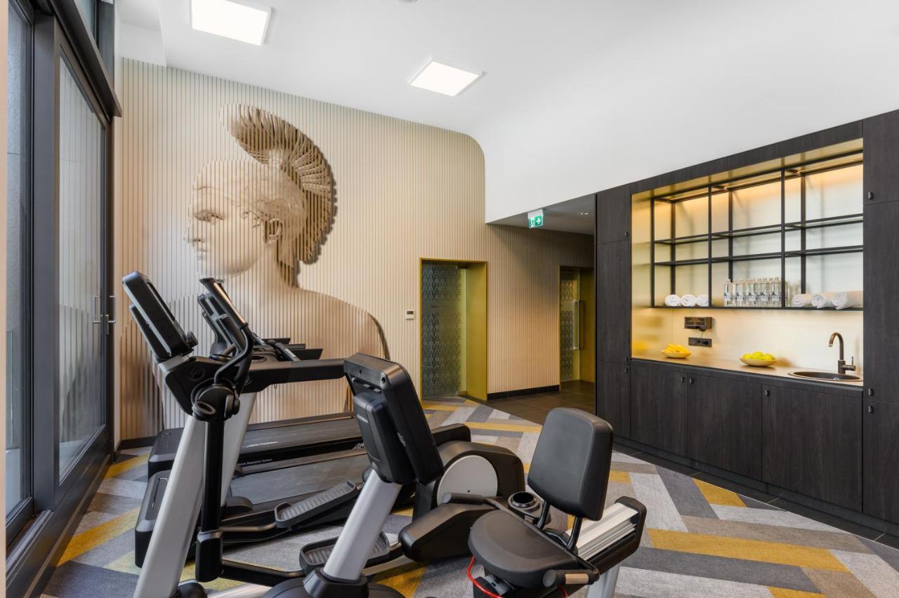 Emerald Downtown Luxury Suites By Continental Group Budapest Esterno foto