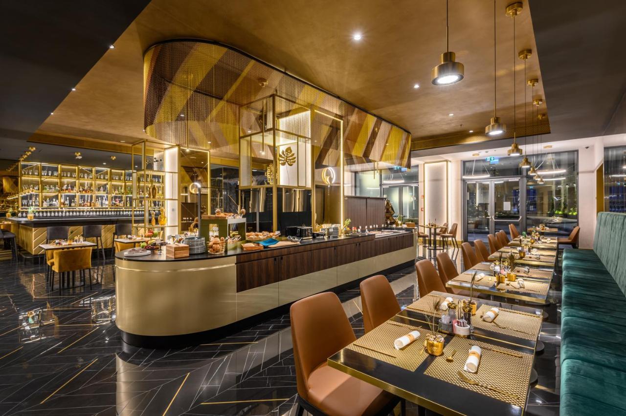 Emerald Downtown Luxury Suites By Continental Group Budapest Esterno foto