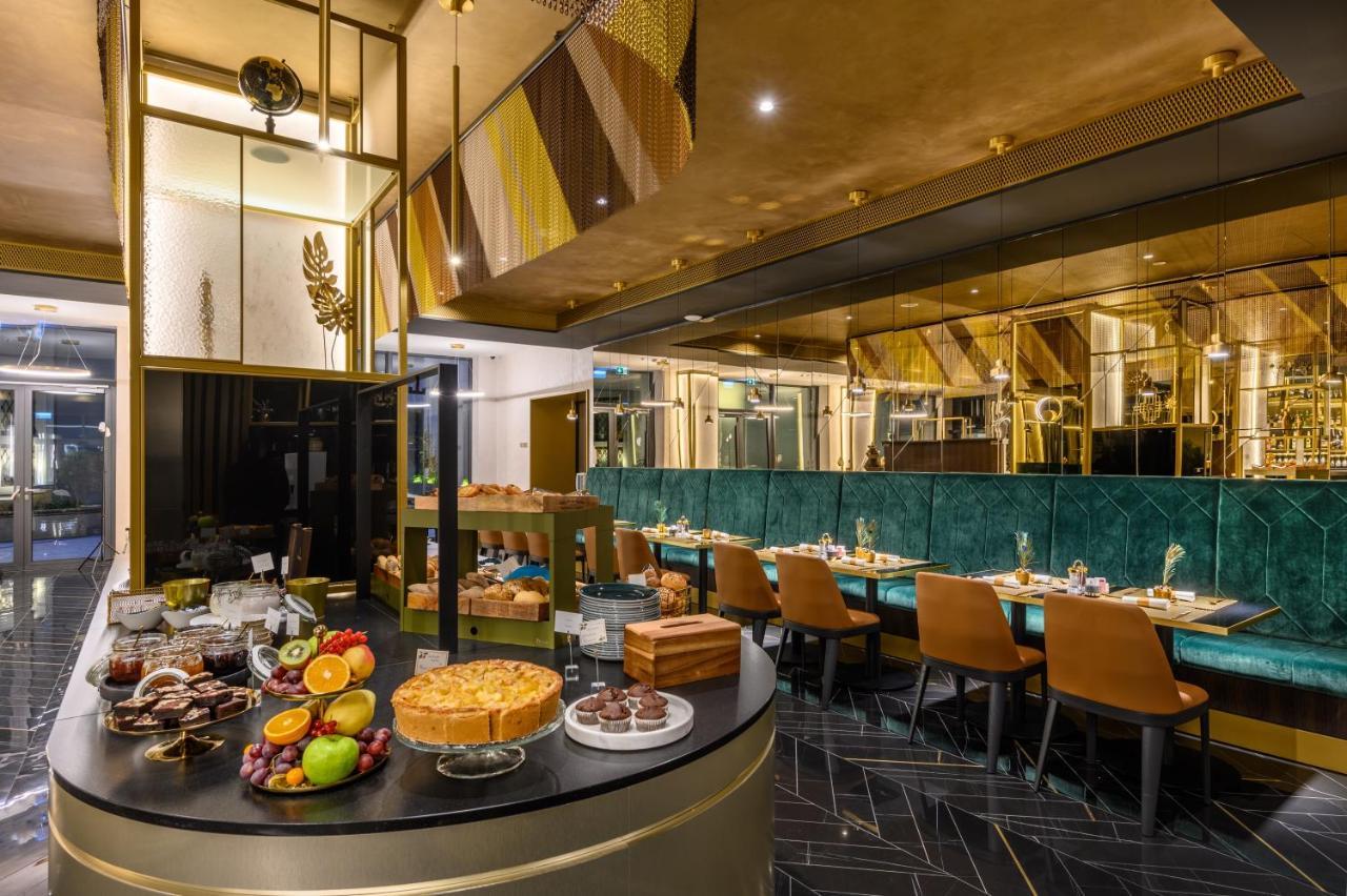 Emerald Downtown Luxury Suites By Continental Group Budapest Esterno foto