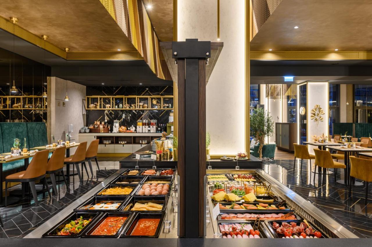 Emerald Downtown Luxury Suites By Continental Group Budapest Esterno foto