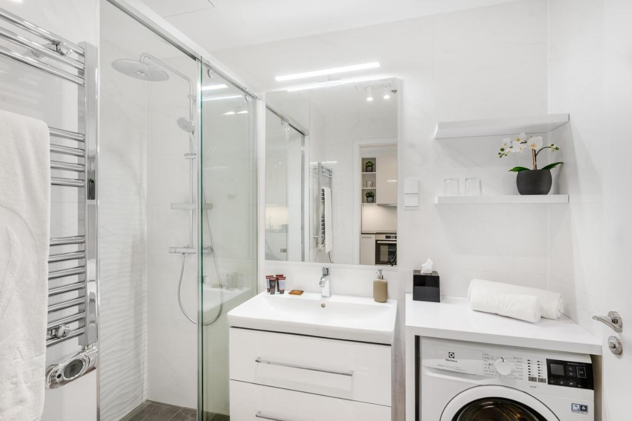 Emerald Downtown Luxury Suites By Continental Group Budapest Esterno foto